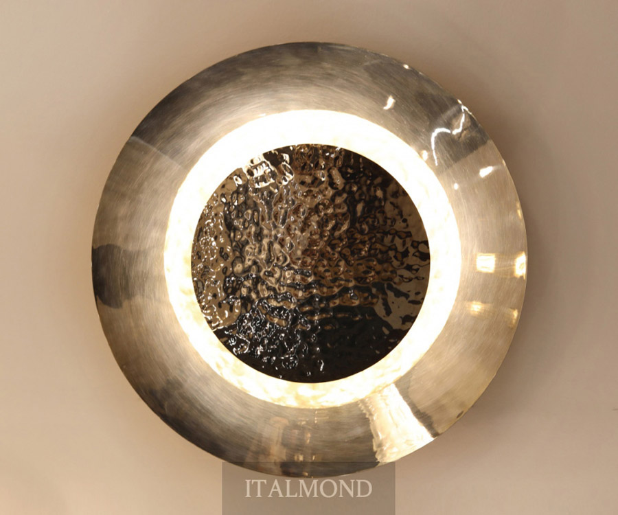 Настенный бра в форме диска