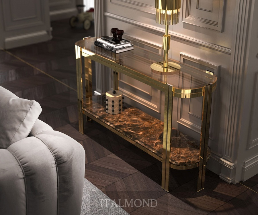 Консольный столик с золотой рамой, мраморной полкой и лампой