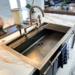 Смеситель для кухни Officine Gullo Deck tap with arch spout / Rubinetto a ponte con getto ad arco OFFICINE GULLO