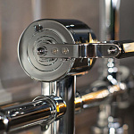 Двойной смеситель с изогнутым изливом Officine Gullo Double mixer with arch spout / Doppio miscelatore con getti ad arco OFFICINE GULLO