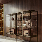 Витрина Lema Galerist LEMA