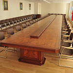 Стол для переговоров Parlament ALPUCH