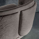 Кресло Cocoon LONGHI