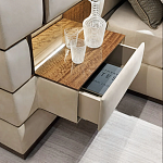 Кровать с встроенными тумбочками Visionnaire Emotion Large VISIONNAIRE