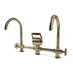 Двойной смеситель с изогнутым изливом Officine Gullo Double mixer with arch spout / Doppio miscelatore con getti ad arco OFFICINE GULLO